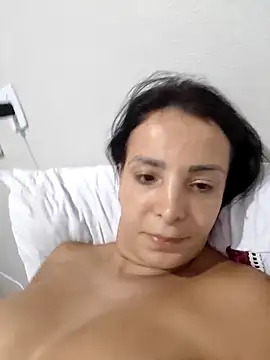 BrendaBittencourt live sex cam