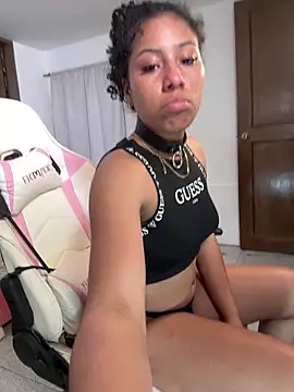 Celeste_Doll_'s cam snapshot