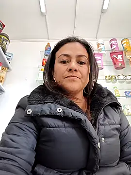 roxanasexy2025's cam snapshot