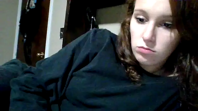 brunettebabexo3's cam snapshot