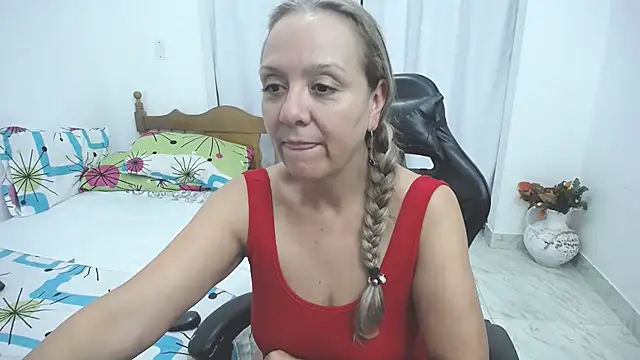 yeslluisa's cam snapshot