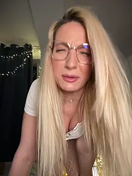 Ella_Charm live sex cam