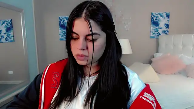 _Maddison_Ivanova_ live sex cam