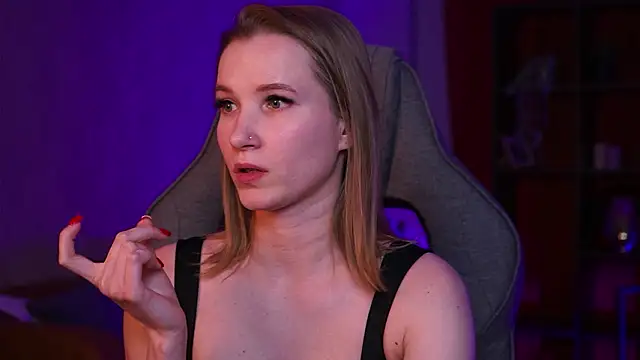 Megan_Rodgers's cam snapshot