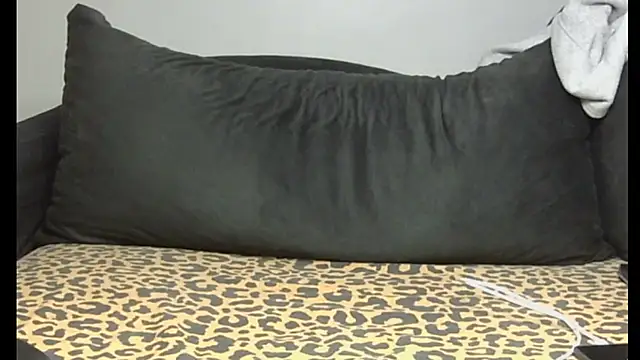 DiamondAssCeyda live sex cam