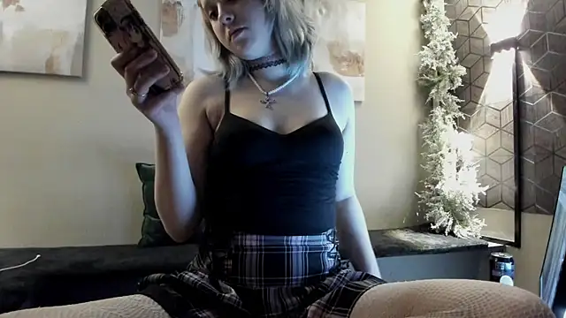 hollylolli8 live sex cam