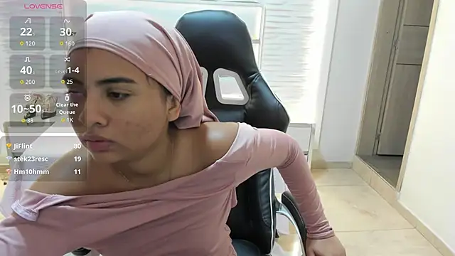 Aini_persa's cam snapshot