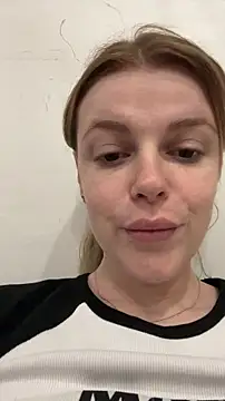 HarrietDart's cam snapshot