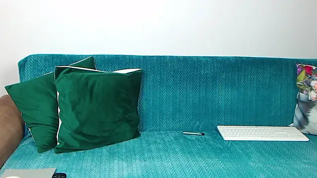 SaraDaisy live sex cam