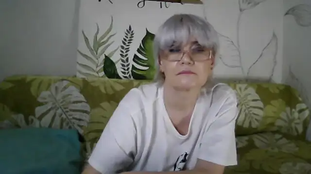 Catty_Lady's cam snapshot