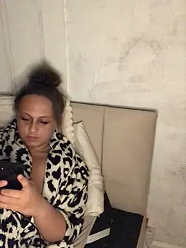 Welsh_Maya221x's cam snapshot