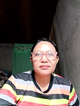 hotpinay_45's cam snapshot