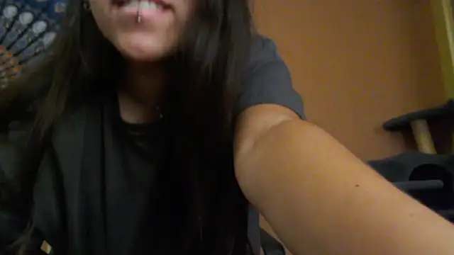 IntimateTales live sex cam