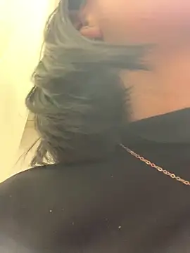 AlyssaRay's cam snapshot