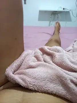 Bruna_bombom's cam snapshot