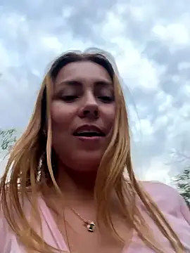 Sirel_'s cam snapshot