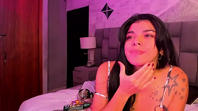 VenusColeman_'s cam snapshot