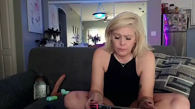 Lexi_Shocker's cam snapshot