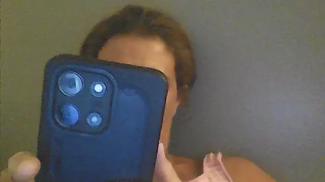 sarahkat86's cam snapshot