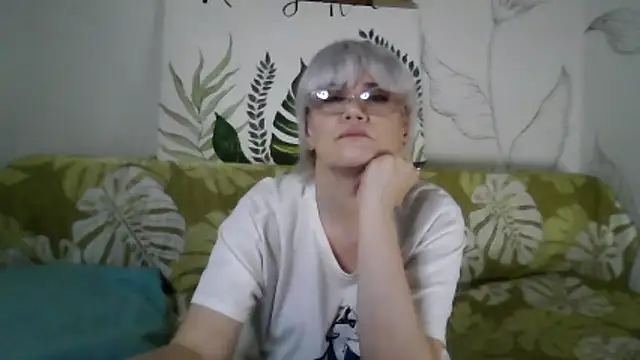 Catty_Lady's cam snapshot