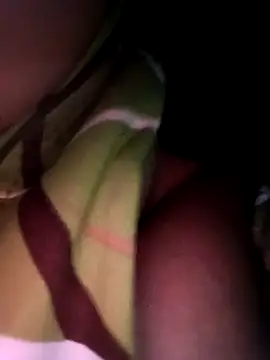 01Mona's cam snapshot