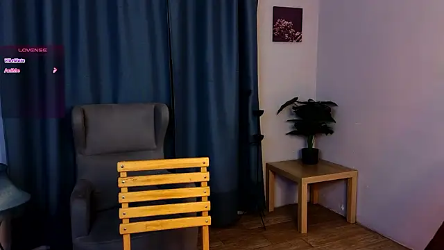 too_sexxxy's cam snapshot