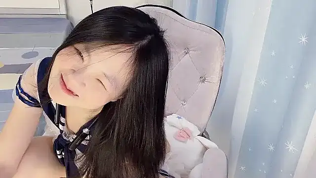 Lena-yyds's cam snapshot