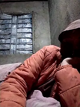 PhamPm70's cam snapshot