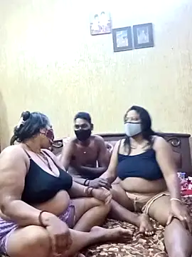 LoveOnStream's cam snapshot