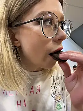 Ivy_Allen's cam snapshot