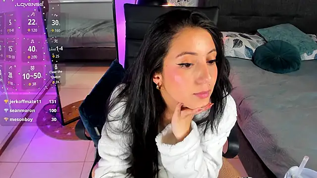 luna_celeeste_'s cam snapshot