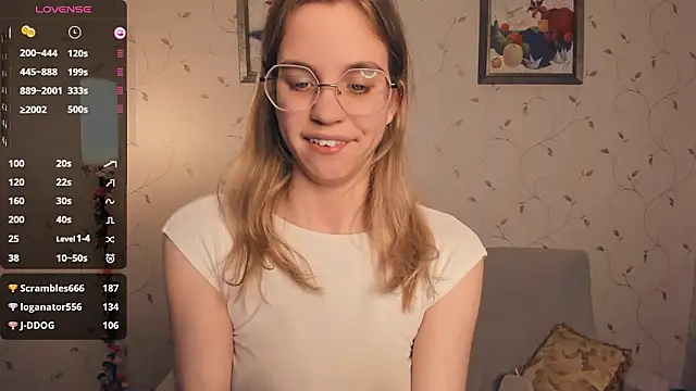 JoanBaggott live sex cam