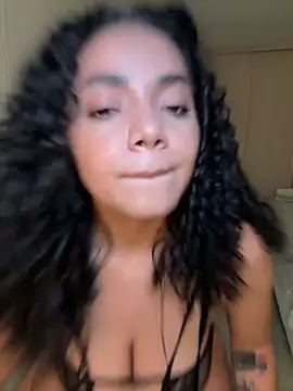 Curlyierr's cam snapshot