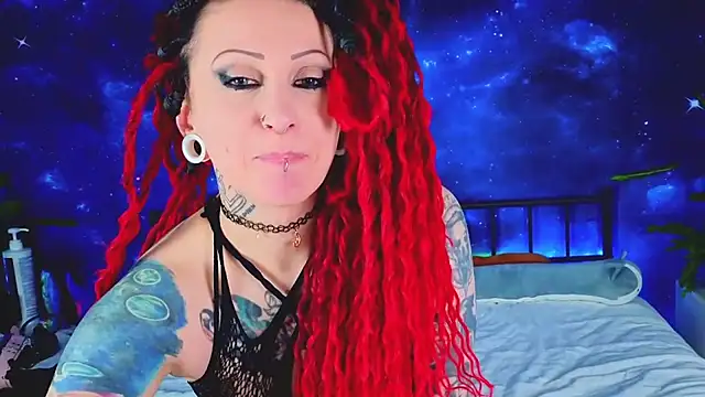 MartthaKatze live sex cam