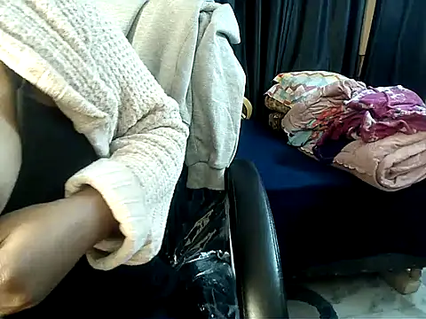 Anaconda-Mall's cam snapshot