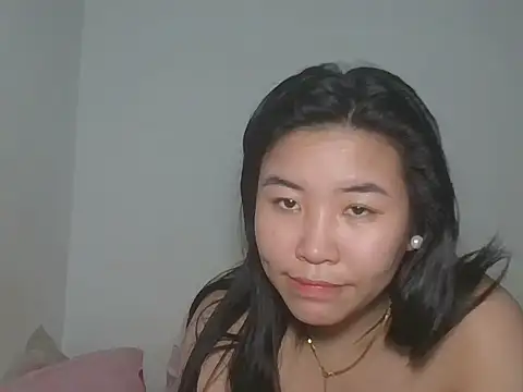 Zyeiii's cam snapshot