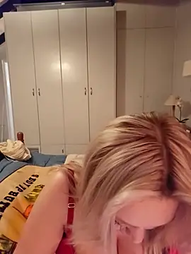 misstitmouseofficial's cam snapshot