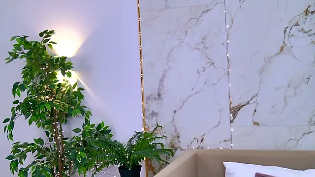 AmadaReine's cam snapshot