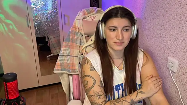 Katrin__kiss's cam snapshot