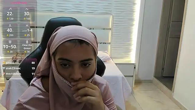 Aini_persa's cam snapshot