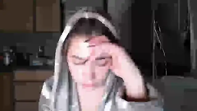 delightful_sofi's cam snapshot