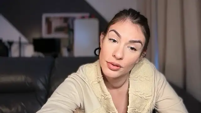 Milfywaysx's cam snapshot