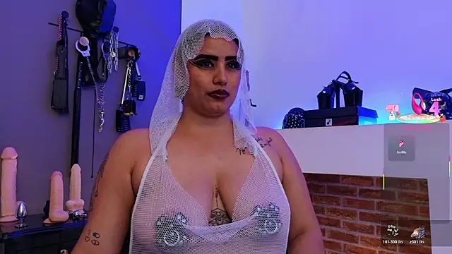 MariaGaitan live sex cam