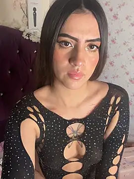 LunaaBlossom's cam snapshot