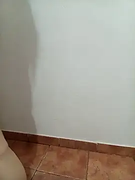 luna_pinky's cam snapshot