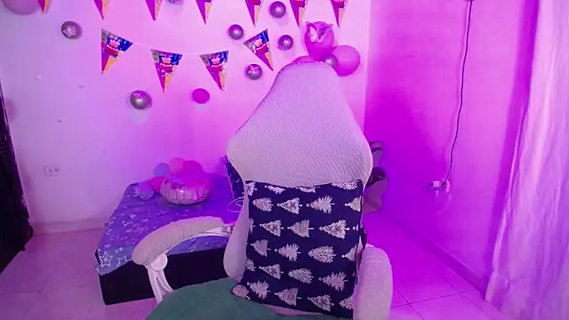 hubena_tg's cam snapshot