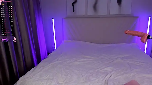 EmmaBarbs's cam snapshot