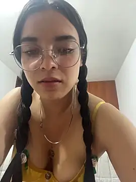 eileensophi's cam snapshot