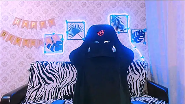 InLoveWithLife26's cam snapshot