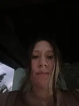 emma_hot2006's cam snapshot